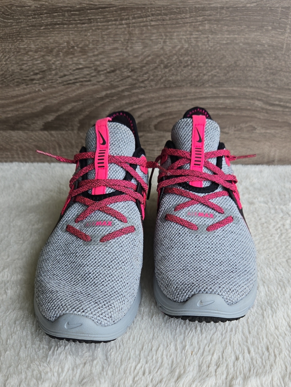 ​Nike Air Max Bella TR 5 Gray Pink Training Shoes Women’s